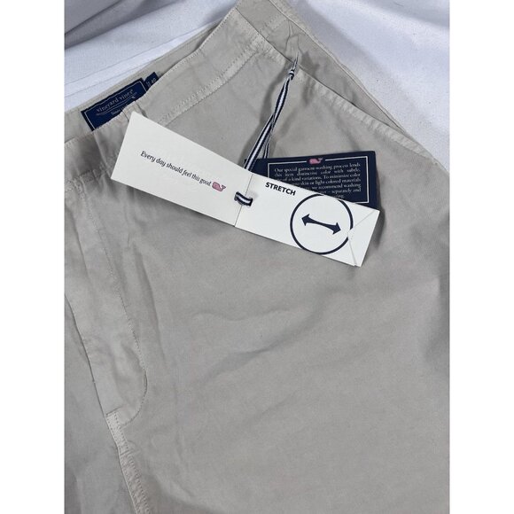 Vineyard Vines 7” Island Men’s Shorts Tan Size 40 NWT - Picture 2 of 5